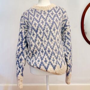 Vintage Handmade %100 Wool Sweater